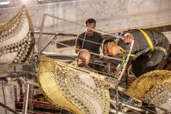 Největší svítící šperk visí v lobby hotelu na ostrově Saipan - foto 3 | brand photo