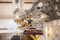 Největší svítící šperk visí v lobby hotelu na ostrově Saipan - foto 6 | brand photo