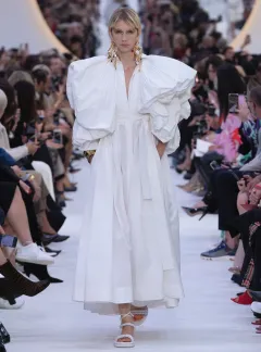 Značka Valentino představuje kolekci Le Blanc - foto 3 | brand photo