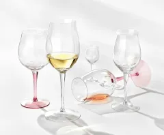 MISTROVSKÁ KOLEKCE BOUQUET OKOUZLÍ SOMELIÉRY I MILOVNÍKY VÍNA - foto 1 | brand photo