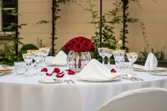 AUGUSTINE HOTEL: Luxusní romantický zážitek pro páry s privátní večeří - foto 4 | brand photo