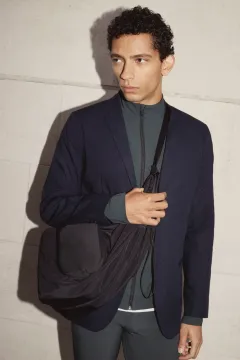 COS PŘEDSTAVUJE KOLEKCI ACTIVE FOR MEN - foto 3 | brand photo
