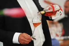 Jedinečný MUMM POP-UP LOUNGE v centru Prahy - foto 2 | brand photo