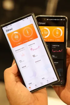 Funkce nových hodinek od Huawei si vyzkoušel v souboji Jágr i Šonka - foto 4 | brand photo