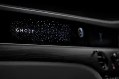ROLLS-ROYCE BESPOKE TÝM ODHALUJE PODSVÍCENOU PALUBNÍ DESKU NOVÉHO VOZU GHOST - foto 1 | brand photo