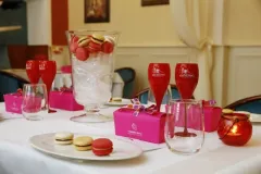 MAKRONKY MUMM ANEB KDYŽ SE SPOJÍ EXKLUZIVNÍ ŠAMPAŇSKÉ S CUKRÁRNOU SAINT TROPEZ - foto 2 | brand photo