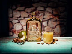 Bartida představuje pekelně hříšné likéry Čert a Hruška - foto 6 | brand photo