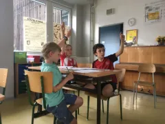 O Two Hour School, kde se učí angličtina trochu jinak, s panem Jonem Ogdenem - foto 7 | brand photo