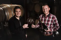 Vinařství Juřeník & Žďárský: Řemeslo a úcta k přírodě pomáhá dělat světová vína - foto 2 | brand photo