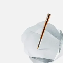 KAYU: LUXUSNÍ PSANÍ SVĚTELNÝM MEČEM - foto 6 | brand photo