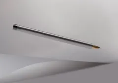 KAYU: LUXUSNÍ PSANÍ SVĚTELNÝM MEČEM - foto 1 | brand photo