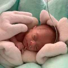 Předčasně narozené děti sílí spánkem Díky Pampers Preemies - foto 2 | brand photo