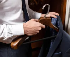 Darujte luxusní ramínka Mekko, která udělají vaše oblečení elegantním - foto 5 | brand photo