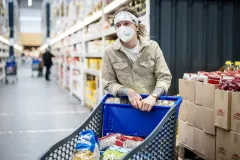 Prodejny makro ČR se zapojily do Sbírky potravin, přispěly 14 618 kg zboží - foto 3 | brand photo