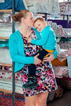 Jak se šijí zakázkové produkty pro naše miminka s paní Lucií Ježkovou - foto 5 | brand photo