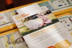 Projekt Život v kufříku pokřtí památníček pro děti vyrůstající bez biologických rodičů - foto 3 | brand photo