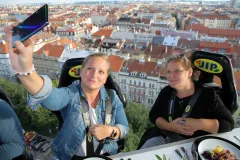 Dinner in the Sky: Romantická atrakce bude přímo u Vltavy - foto 6 | brand photo
