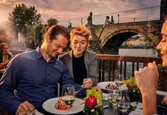 Dokonalou atmosféru při večeři nad Vltavou poznáte jen v restauraci Mlýnec - foto 4 | brand photo