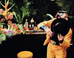 LIMITOVANÁ EDICE RUMU HAVANA CLUB X PIGALLE V KUBÁNSKÝCH BARVÁCH - foto 1 | brand photo