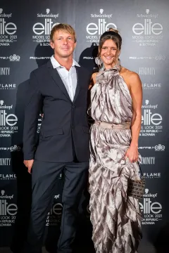 SCHWARZKOPF ELITE MODEL LOOK 2021 ZNÁ SVÉ VÍTĚZE - foto 9 | brand photo