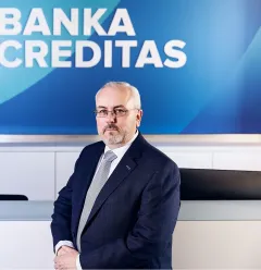 Jak si vede nový hlavní ekonom banky CREDITAS Petr Dufek? | brand photo