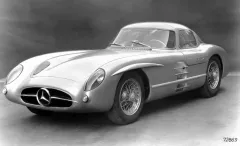 Mercedes-Benz 300 SLR Uhlenhaut Coupé byl prodán na výjimečné akci - foto 2 | brand photo