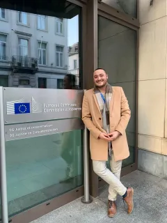 O práci v EU již během studia s Michaelem Lyerem.  - foto 1 | brand photo