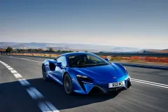 Zdroj: Facebook McLaren Automotive (https://www.facebook.com/mclarenautomotive/)