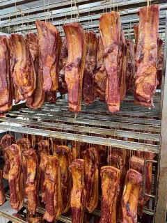 Jak vypadá práce v prestižním řeznictví s Milošem Křečkem - foto 2 | brand photo