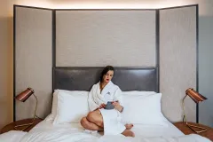 JARO VOLÁ PO NÁVŠTĚVĚ HLAVNÍHO MĚSTA A HOTELU THE EMBLEM - foto 2 | brand photo