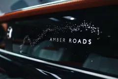 Rolls-Royce odhaluje Ghost Amber Roads, vůz inspirovaný jantarovou stezkou - foto 4 | brand photo