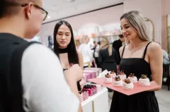 VICTORIA'S SECRET SPOLU S PARTNEREM ALSHAYA GROUP OTEVÍRÁ PRVNÍ ČESKÝ OBCHOD S KOMPLETNÍM SORTIMENTEM - foto 6 | brand photo