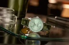 Breitling představuje nové hodinky Navitimer s Charlize Theron - foto 3 | brand photo
