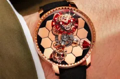 Hodinky Jacob & Co. Astronomia Revolution: revoluce v hodinářství - foto 1 | brand photo