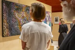 čtyři miliony získala domácí hospicová péče dražbou uměleckých děl - foto 7 | brand photo