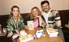 Křest nové knihy Haliny Pawlowské: Rande - foto 1 | brand photo