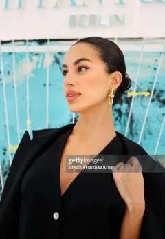 TIFFANY & CO. SLAVÍ OTEVŘENÍ NOVÉHO OBCHODU V BERLÍNĚ - foto 5 | brand photo