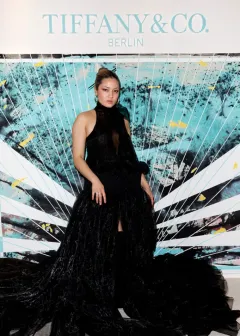 TIFFANY & CO. SLAVÍ OTEVŘENÍ NOVÉHO OBCHODU V BERLÍNĚ - foto 3 | brand photo