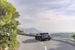 Sportovní vzhled pro elektrické MINI: MINI Cooper SE s výbavou JCW - foto 5 | brand photo