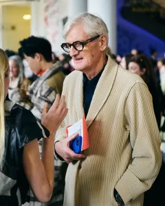 Dyson a Anthony Turner na přehlídce ISSEY MIYAKE AW24 - foto 4 | brand photo