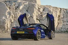 McLaren Artura Spider: hybridní kabriolet s výkonem superauta - foto 3 | brand photo