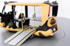 Toyota představila autobus ve tvaru kočky - foto 5 | brand photo