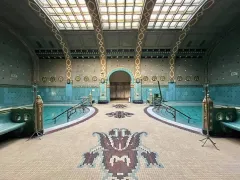 Gellértovy lázně: Oáza luxusu a historie v srdci Budapešti  - foto 7 | brand photo