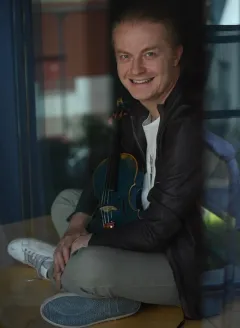 Houslový virtuóz Pavel Šporcl: Rozhovor o hudbě, která spojuje světy - foto 1 | brand photo