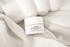 Nahlédněnte do nitra značky ANNA BRANDEJS, která mění standardy péče o pleť i ducha se zakladatelkou Dr. Annou Brandejs - foto 3 | brand photo