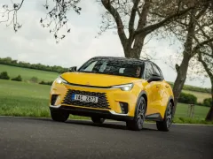 Nový Lexus LBX a inovovaný UX se představují v národní premiéře - foto 3 | brand photo