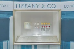 TIFFANY & CO. OSLAVILO OTEVŘENÍ VELKOLEPÉ VÝSTAVY TIFFANY WORDER V TOKIU - foto 15 | brand photo