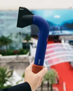 Dyson září na červeném koberci: Nahlédněte do zázemí Dior během festivalu v Cannes - foto 2 | brand photo