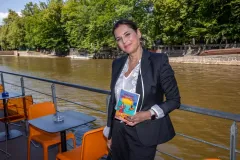 ...A PŘESKOČILA JISKRA, křest nové knihy Haliny Pawlowské - foto 7 | brand photo