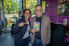 ...A PŘESKOČILA JISKRA, křest nové knihy Haliny Pawlowské - foto 10 | brand photo